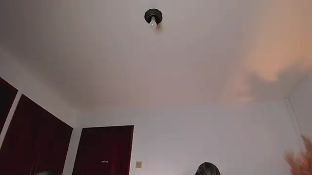 LucyJhonnsonn online show from December 22, 12:17 am