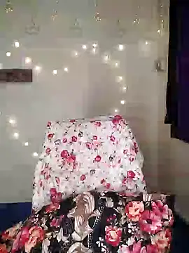 Snapshot of Jenny-Lucifer chatting on February 7, 8:53 pm Jenny-Lucifer online show from February 7, 8:53 pm