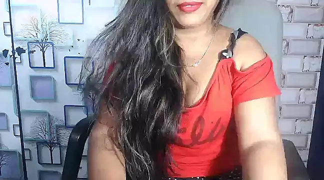 Snapshot of Hot_Naina- chatting on December 6, 4:38 pm Hot Naina- online show from December 6, 4:38 pm