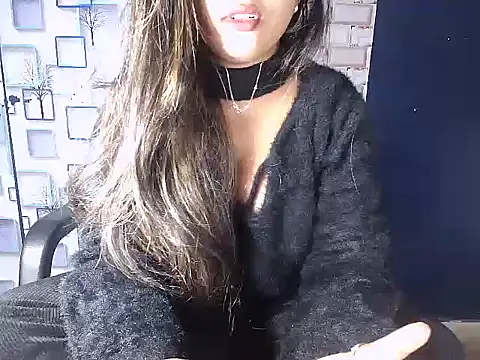 Snapshot of Hot_Naina- chatting on December 18, 5:31 pm Hot Naina- online show from December 18, 5:31 pm