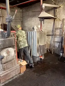 Snapshot of MityaXLoves chatting on October 15, 6:13 am MityaXLoves online show from October 15, 6:13 am