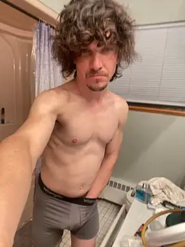 Snapshot of Lilsmokeshow017 chatting on December 7, 8:55 am Lilsmokeshow017 online show from December 7, 8:55 am