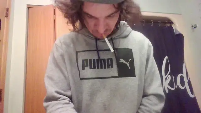 Snapshot of Lilsmokeshow017 chatting on March 23, 8:26 am Lilsmokeshow017 online show from March 23, 8:26 am