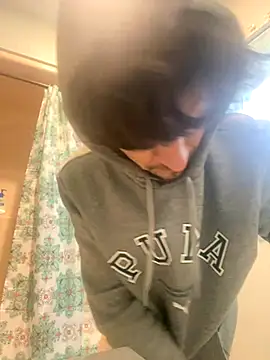 Snapshot of Lilsmokeshow017 chatting on October 1, 6:14 pm Lilsmokeshow017 online show from October 1, 6:14 pm