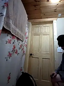 Snapshot of Lilsmokeshow017 chatting on October 25, 5:19 pm Lilsmokeshow017 online show from October 25, 5:19 pm