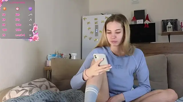 Girl alone home online show from February 6, 3:48 am