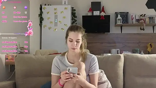 Girl alone home online show from February 15, 4:58 am