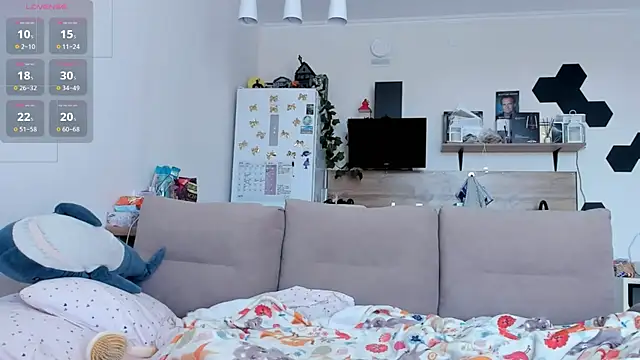 Girl alone home online show from May 21, 3:46 am