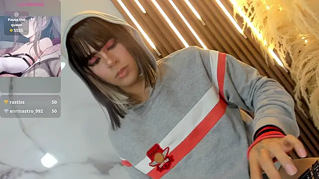 Snapshot of Tiff_Valentine chatting on March 15, 12:15 am Tiff Valentine online show from March 15, 12:15 am