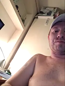 Snapshot of Csucsukahhh chatting on February 9, 6:45 pm Csucsukahhh online show from February 9, 6:45 pm