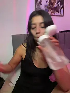 BrittanyDiaz online show from March 3, 9:21 pm