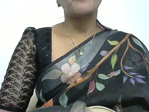 Snapshot of rashmika_reddy chatting on March 27, 7:25 am rashmika reddy online show from March 27, 7:25 am