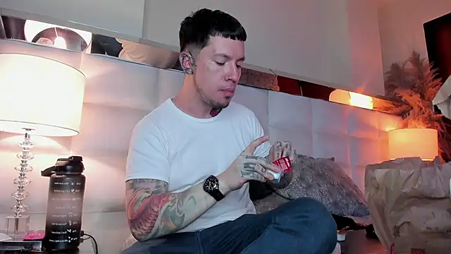 Adam tatto online show from November 5, 4:56 am