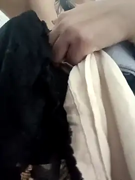 Snapshot of karlamorris_ chatting on September 27, 12:10 pm karlamorris online show from September 27, 12:10 pm