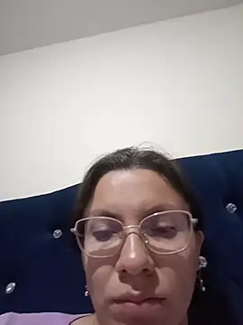 Snapshot of karlamorris_ chatting on October 27, 1:53 am karlamorris online show from October 27, 1:53 am