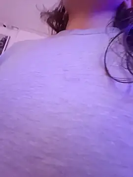 Snapshot of karlamorris_ chatting on October 30, 2:18 pm karlamorris online show from October 30, 2:18 pm