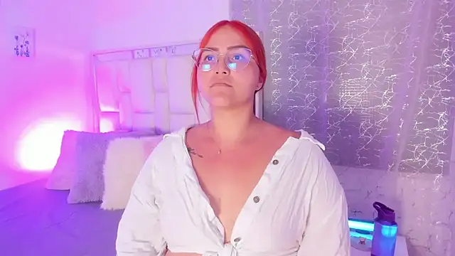 LeahxBarker online show from September 30, 1:43 am