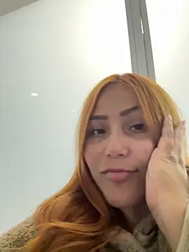 LeahxBarker online show from October 19, 5:41 am