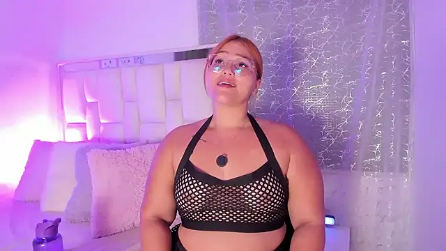 LeahxBarker online show from January 17, 1:21 am