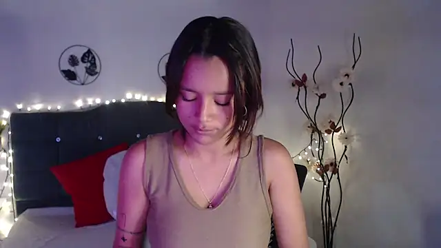 mia sweetdc online show from January 12, 8:14 pm