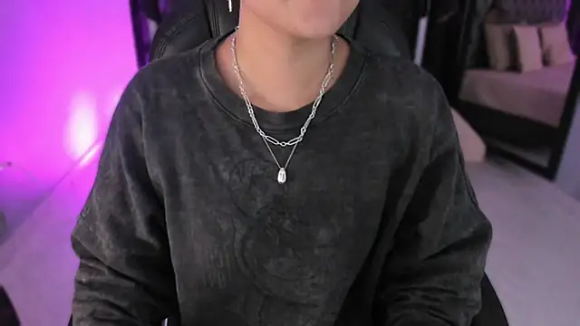 Snapshot of renee_shelby_ chatting on February 16, 7:54 pm renee shelby online show from February 16, 7:54 pm