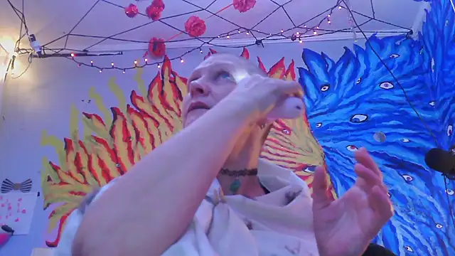 Snapshot of juscjen chatting on January 7, 4:37 am juscjen online show from January 7, 4:37 am