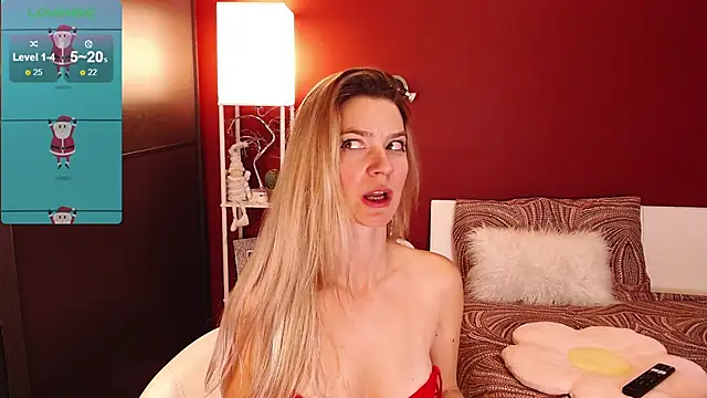 Snapshot of sexy_blondegirl chatting on December 23, 5:11 pm sexy blondegirl online show from December 23, 5:11 pm