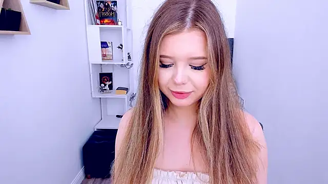 FollowLovee online show from January 8, 8:29 pm