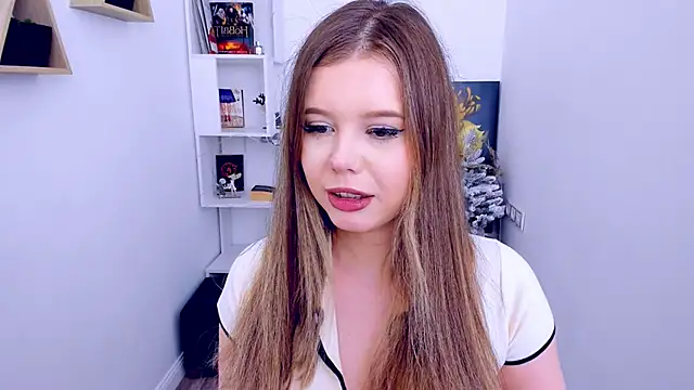 FollowLovee online show from January 8, 11:30 pm