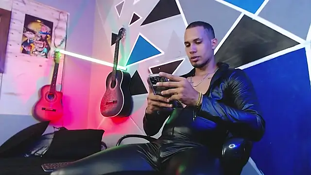 MagnusFrost online show from October 9, 3:48 am