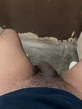 Snapshot of Luis455gomez chatting on March 19, 2:37 am Luis455gomez online show from March 19, 2:37 am