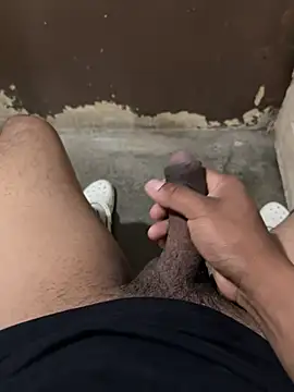 Snapshot of Luis455gomez chatting on March 30, 12:44 am Luis455gomez online show from March 30, 12:44 am