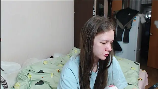 Snapshot of leila_bambi_ chatting on December 30, 10:01 pm leila bambi online show from December 30, 10:01 pm