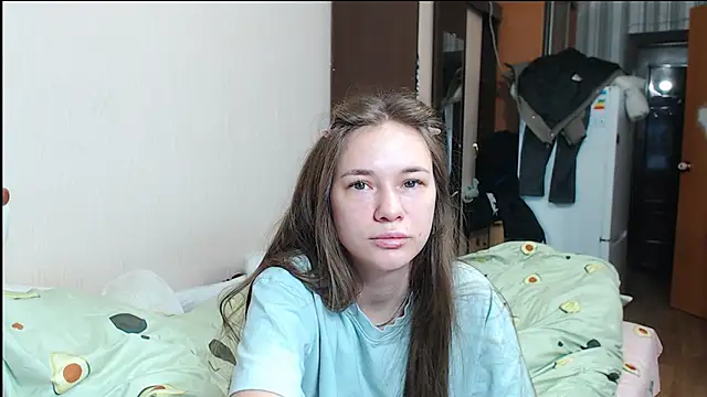 Snapshot of leila_bambi_ chatting on December 31, 4:38 am leila bambi online show from December 31, 4:38 am