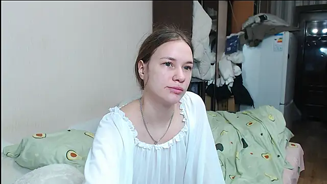 Snapshot of leila_bambi_ chatting on January 10, 9:34 am leila bambi online show from January 10, 9:34 am