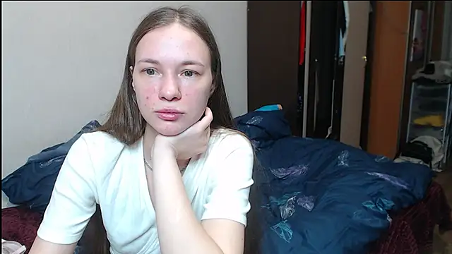 Snapshot of leila_bambi_ chatting on March 14, 9:54 pm leila bambi online show from March 14, 9:54 pm