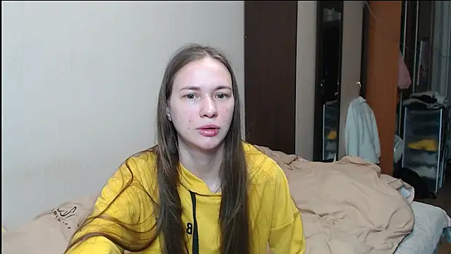Snapshot of leila_bambi_ chatting on March 20, 8:31 am leila bambi online show from March 20, 8:31 am