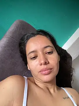 juliana 0796 online show from May 17, 4:14 pm