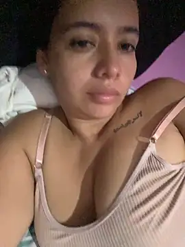 juliana 0796 online show from May 18, 4:13 pm