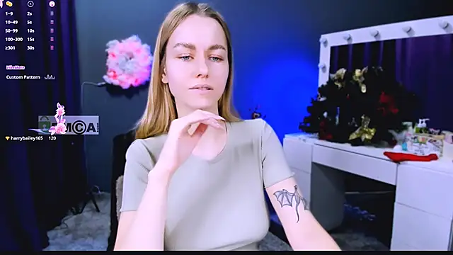 mary mooore online show from December 27, 11:42 pm