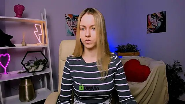 mary mooore online show from February 4, 10:21 am