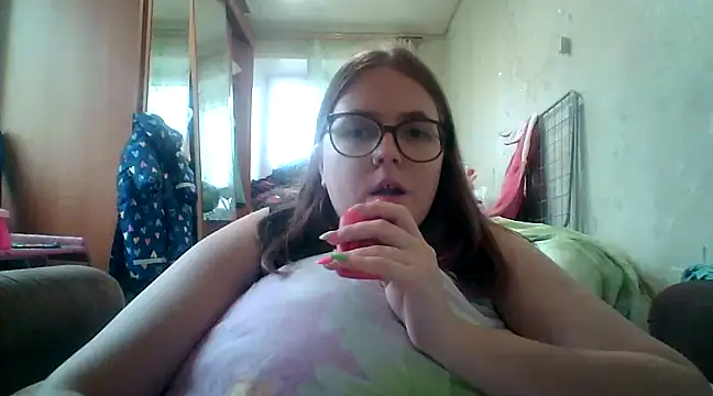 Snapshot of DesireMelissa chatting on January 2, 11:52 am DesireMelissa online show from January 2, 11:52 am