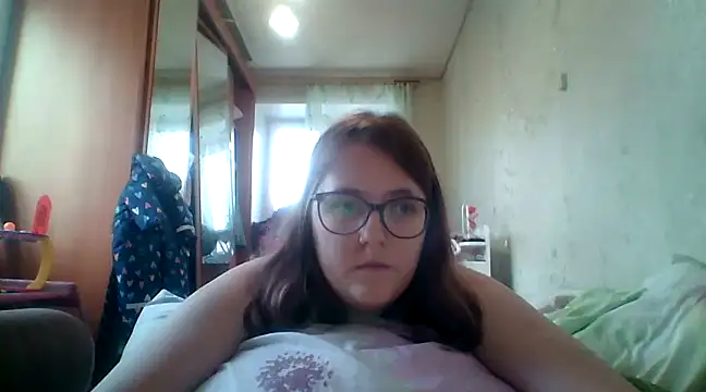 Snapshot of DesireMelissa chatting on January 5, 12:10 pm DesireMelissa online show from January 5, 12:10 pm