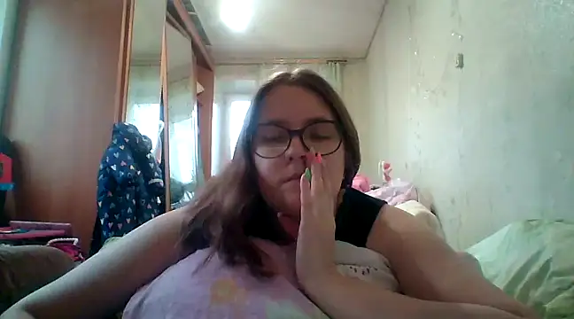 Snapshot of DesireMelissa chatting on January 8, 12:15 pm DesireMelissa online show from January 8, 12:15 pm