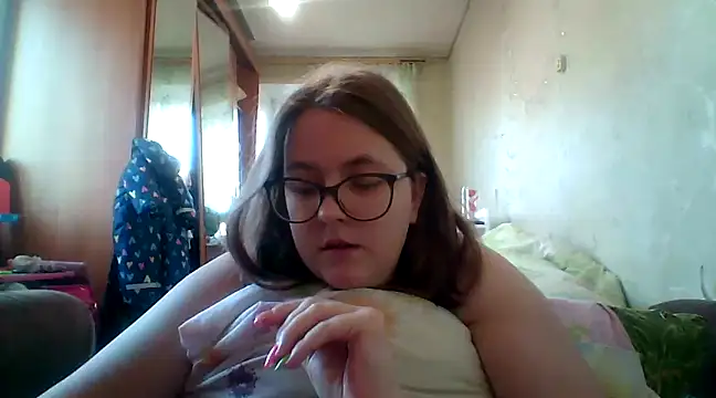 Snapshot of DesireMelissa chatting on January 9, 8:45 am DesireMelissa online show from January 9, 8:45 am