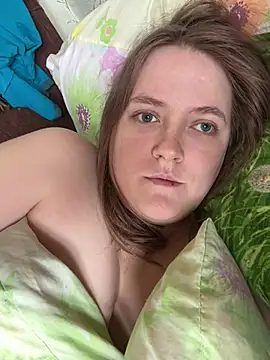 Snapshot of DesireMelissa chatting on January 17, 8:56 am DesireMelissa online show from January 17, 8:56 am