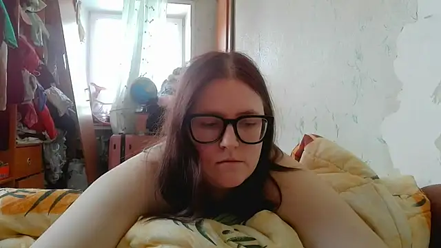 DesireMelissa online show from February 18, 8:21 am