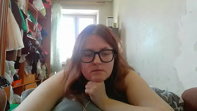 DesireMelissa online show from May 4, 7:37 am