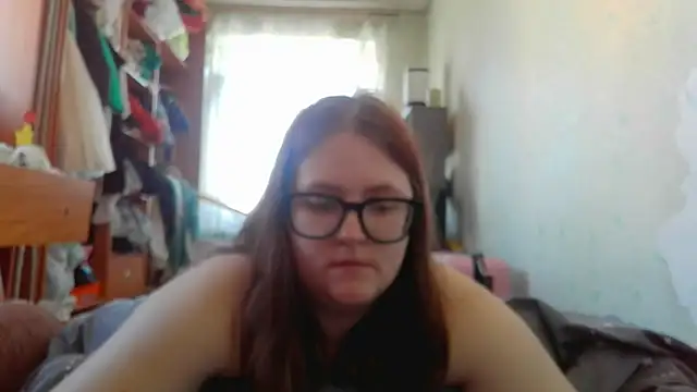 DesireMelissa online show from May 5, 6:10 am