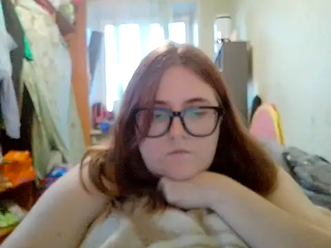 Snapshot of DesireMelissa chatting on June 1, 5:58 pm DesireMelissa online show from June 1, 5:58 pm